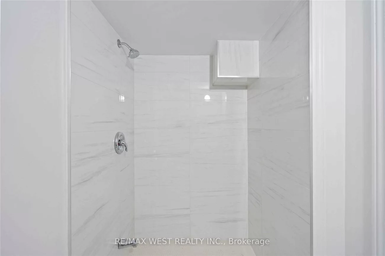 58, Keystar, Vellore Village, Vaughan