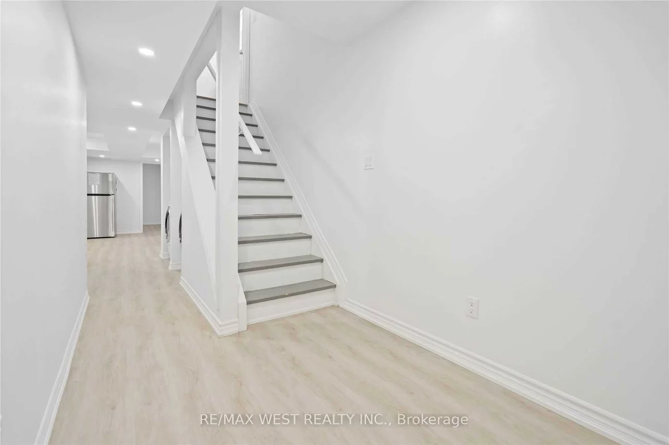58, Keystar, Vellore Village, Vaughan