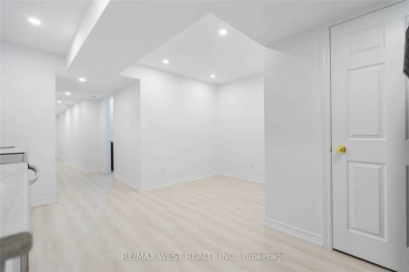 58, Keystar, Vellore Village, Vaughan