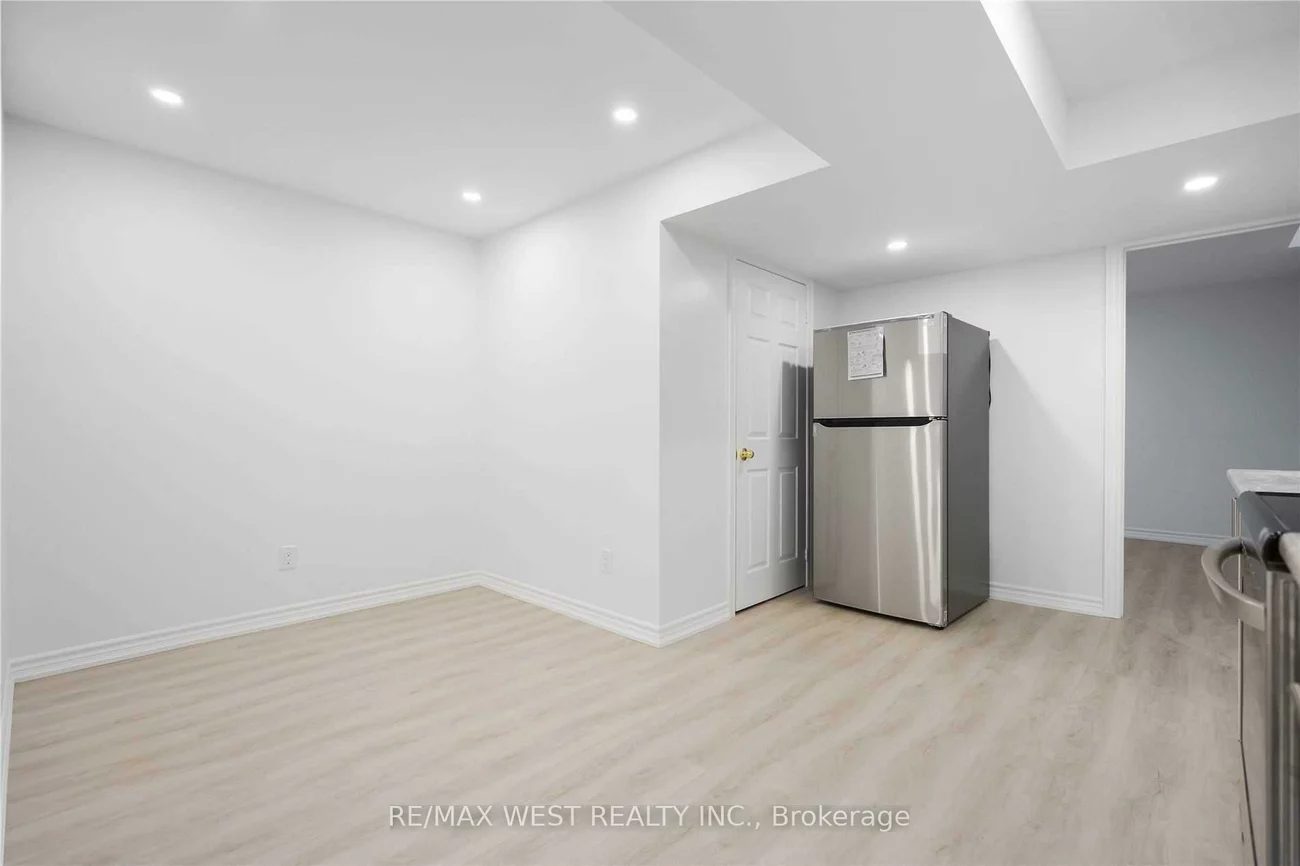 58, Keystar, Vellore Village, Vaughan