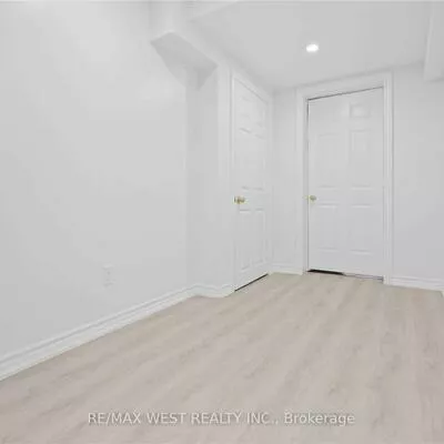 58, Keystar, Vellore Village, Vaughan