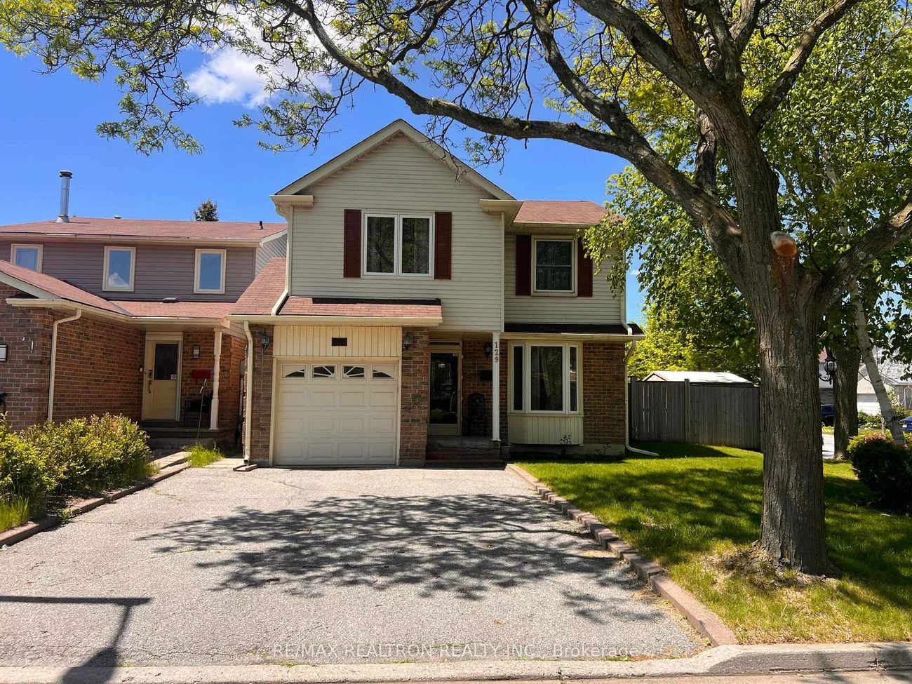 129, Hetherington, Brownridge, Vaughan