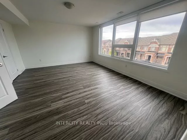 83, Vedette, East Woodbridge, Vaughan