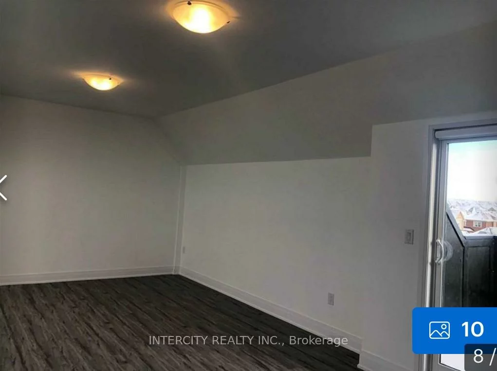 83, Vedette, East Woodbridge, Vaughan