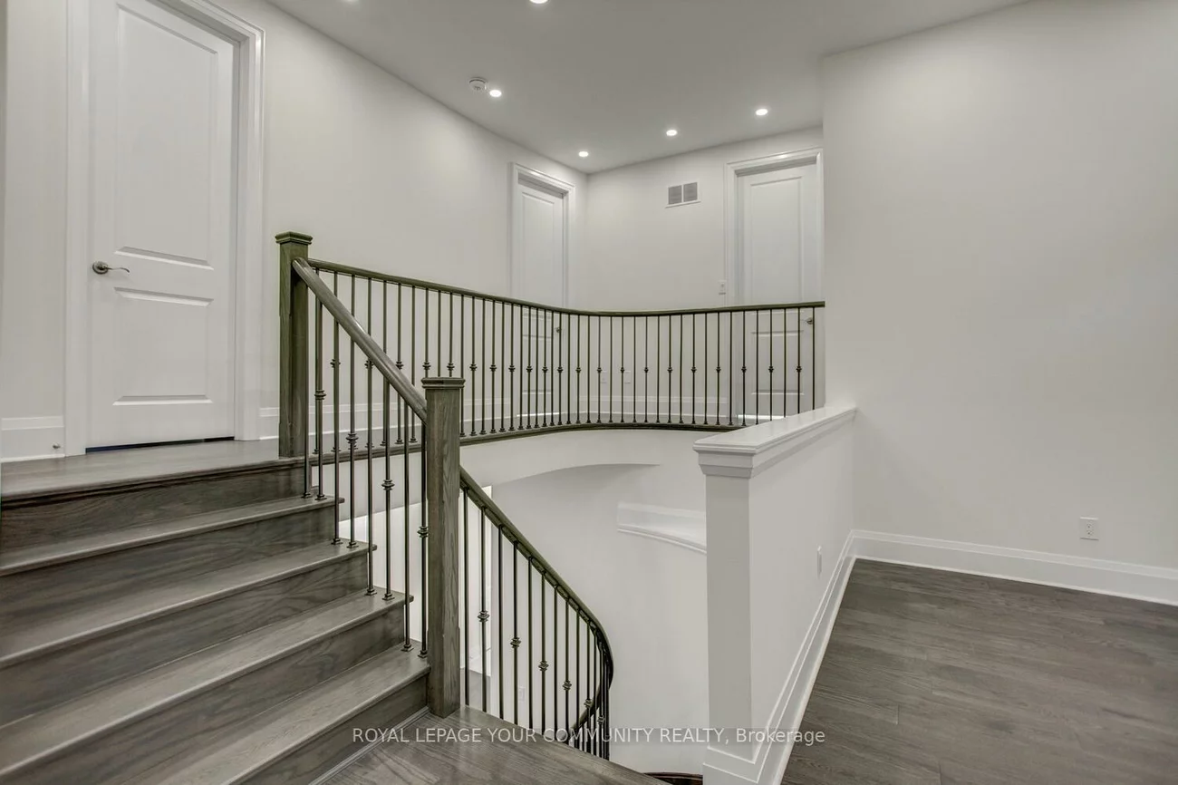 13, Bannockburn, Vellore Village, Vaughan