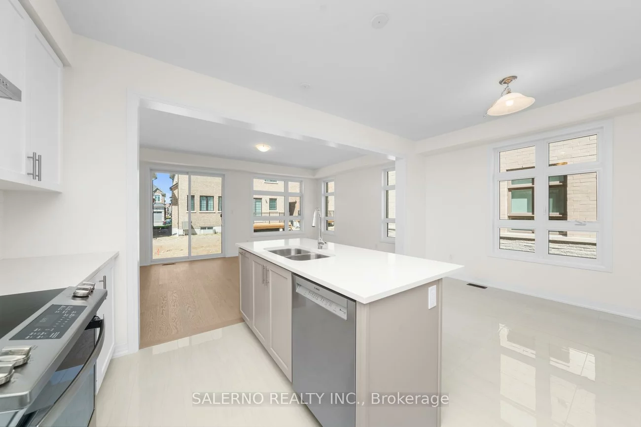 95, Adario, Vellore Village, Vaughan