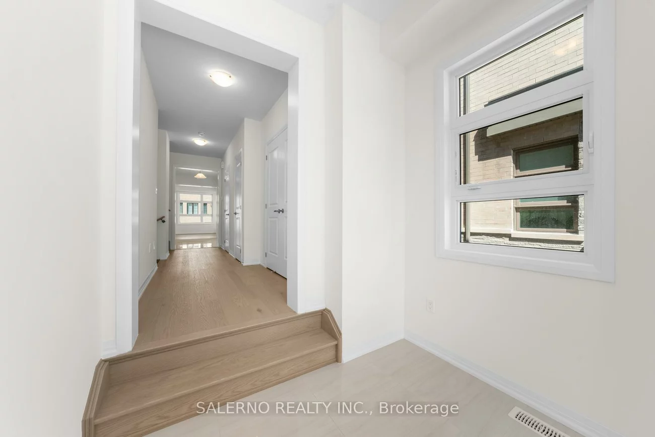 95, Adario, Vellore Village, Vaughan