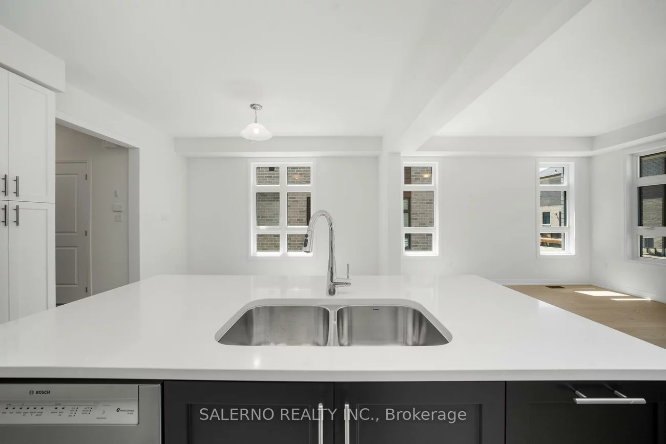 115, Adario, Vellore Village, Vaughan