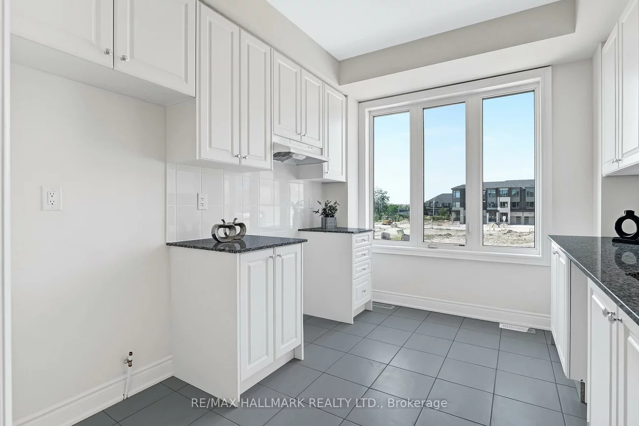 11, Tennant, Vellore Village, Vaughan