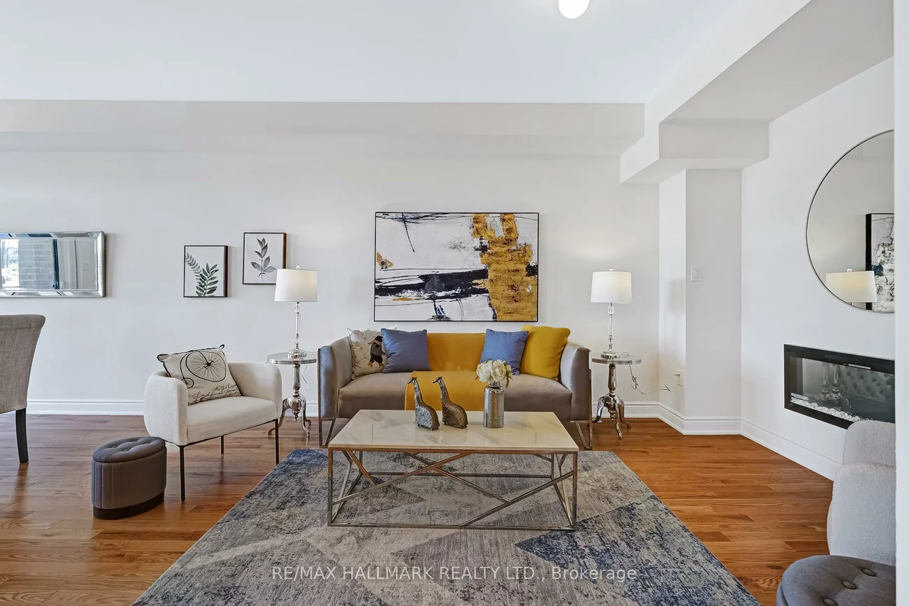 11, Tennant, Vellore Village, Vaughan