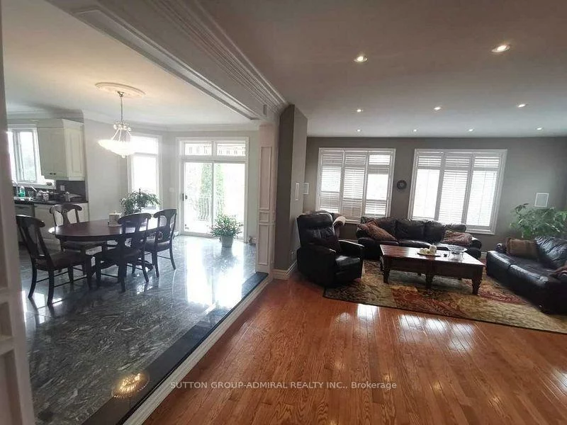 46, Humberview, Islington Woods, Vaughan