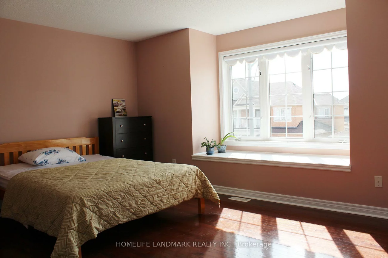 39, Siena, Vellore Village, Vaughan