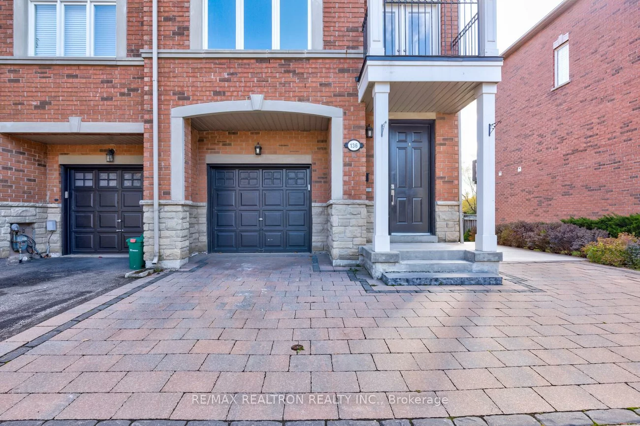 136, Vittorio De Luca, East Woodbridge, Vaughan