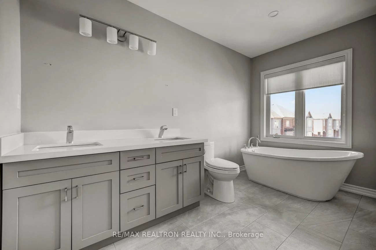 136, Vittorio De Luca, East Woodbridge, Vaughan