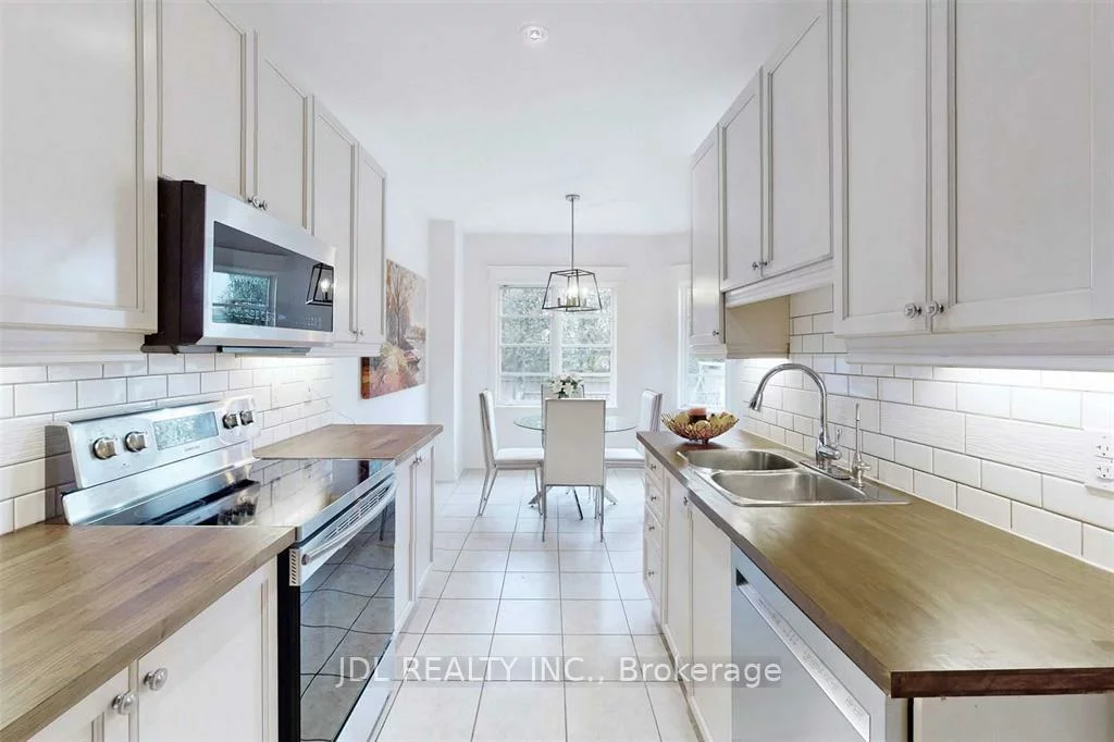 8, Mill River, Patterson, Vaughan