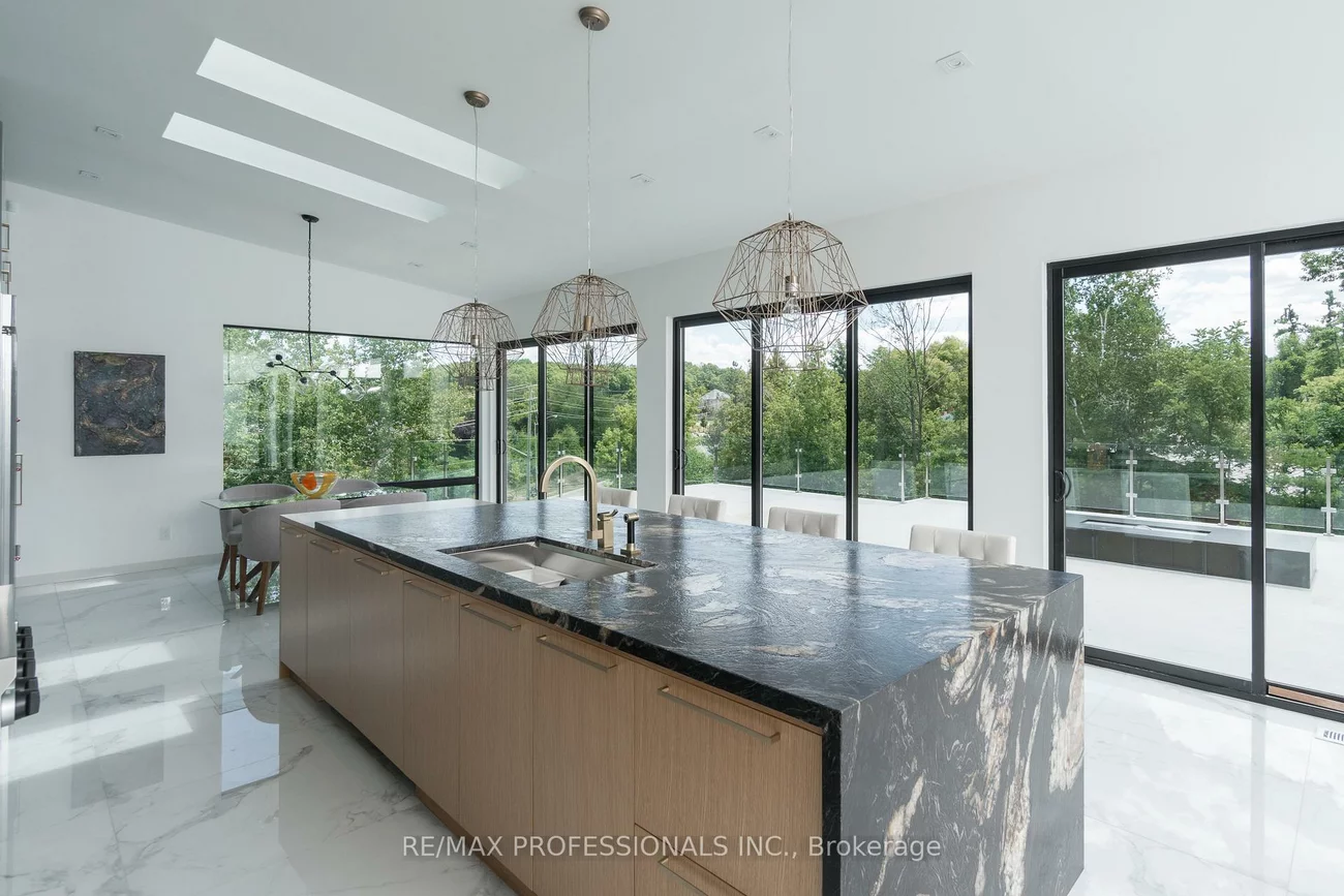 4599, Langstaff, East Woodbridge, Vaughan