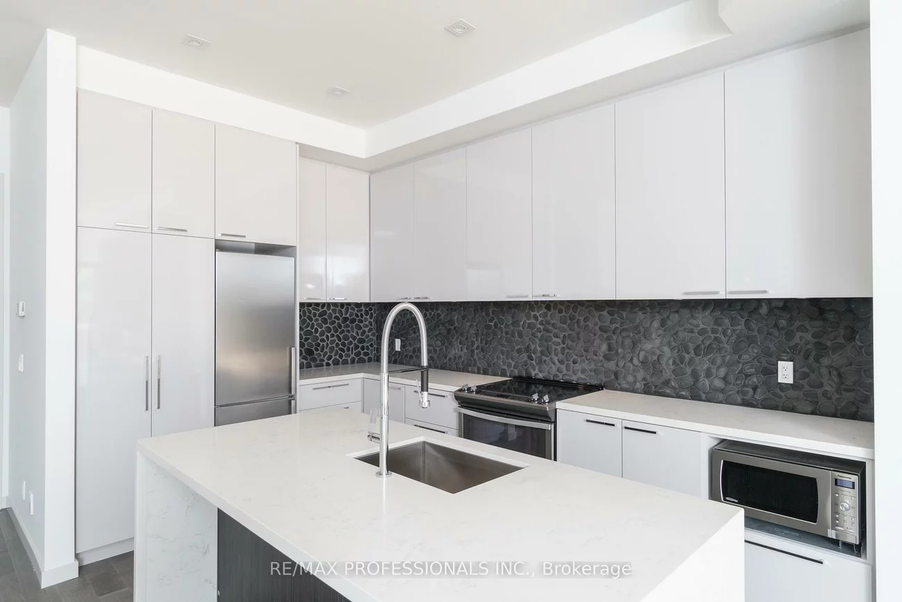 4599, Langstaff, East Woodbridge, Vaughan