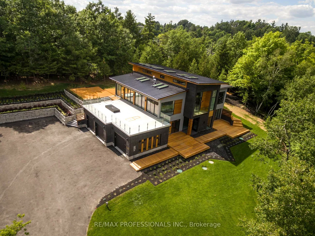 4599, Langstaff, East Woodbridge, Vaughan