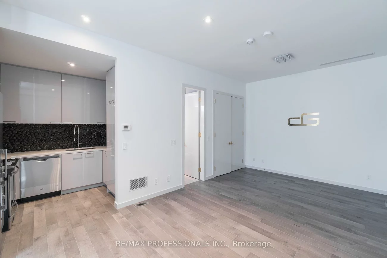 4599, Langstaff, East Woodbridge, Vaughan