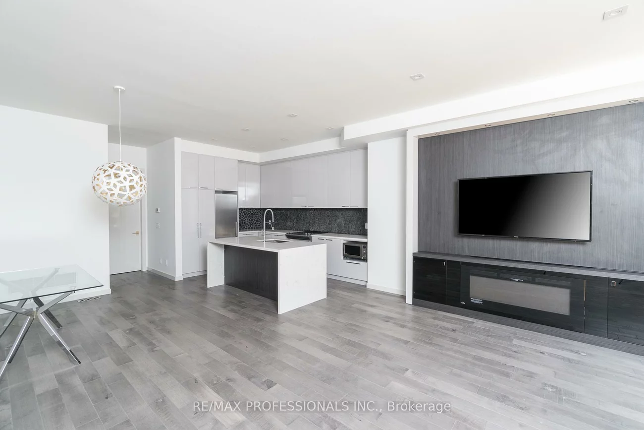 4599, Langstaff, East Woodbridge, Vaughan