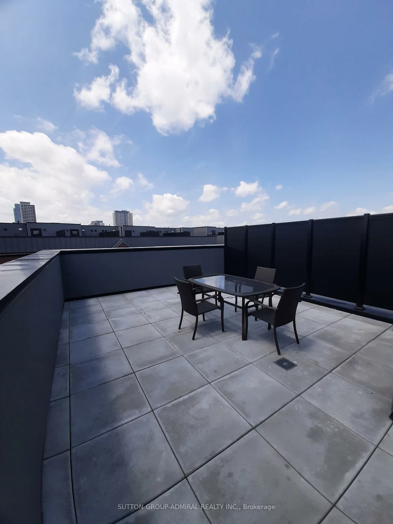 300, Atkinson, Uplands, Vaughan