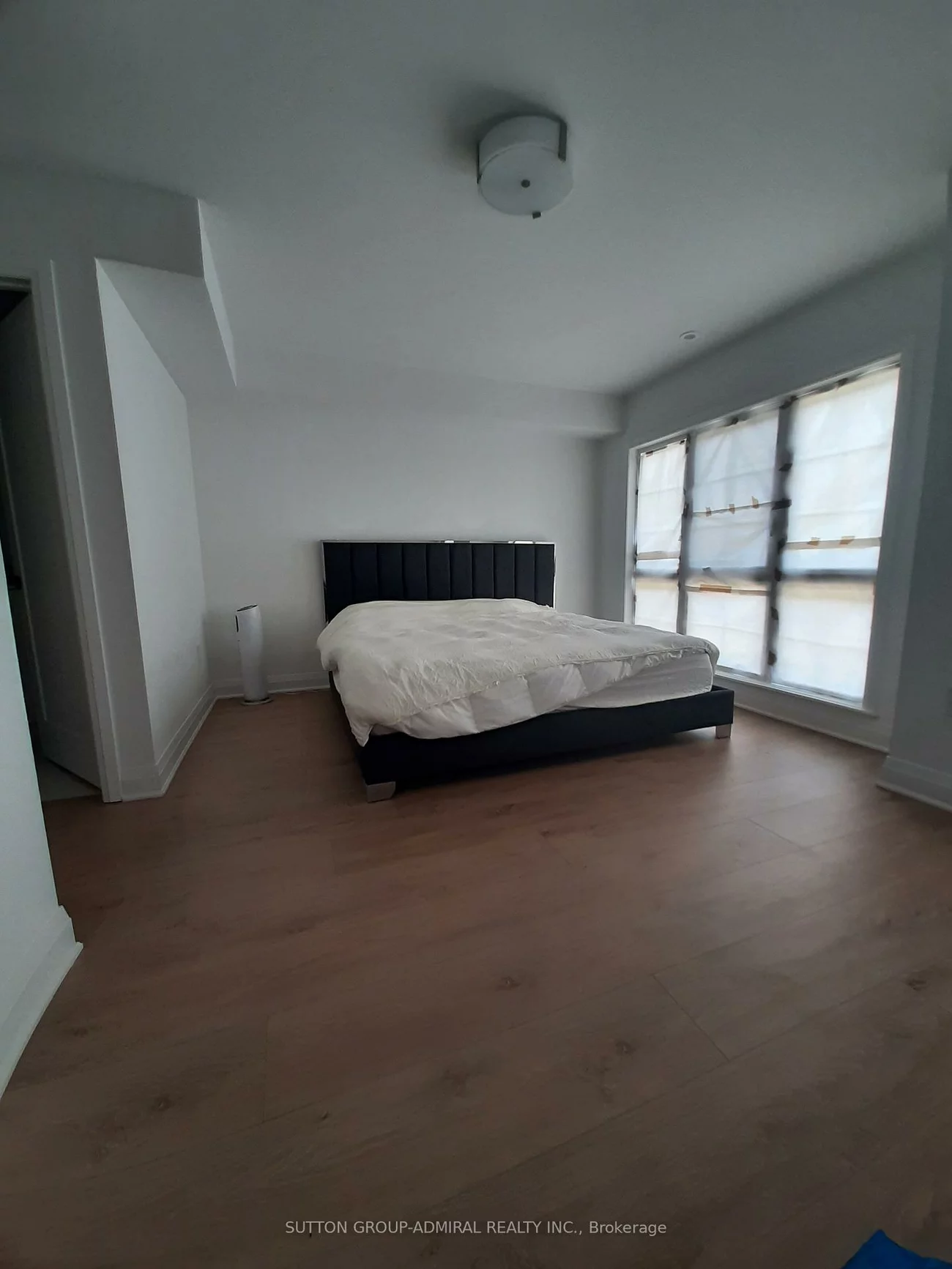 300, Atkinson, Uplands, Vaughan