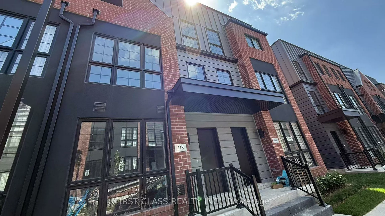 118, Alton, Uplands, Vaughan