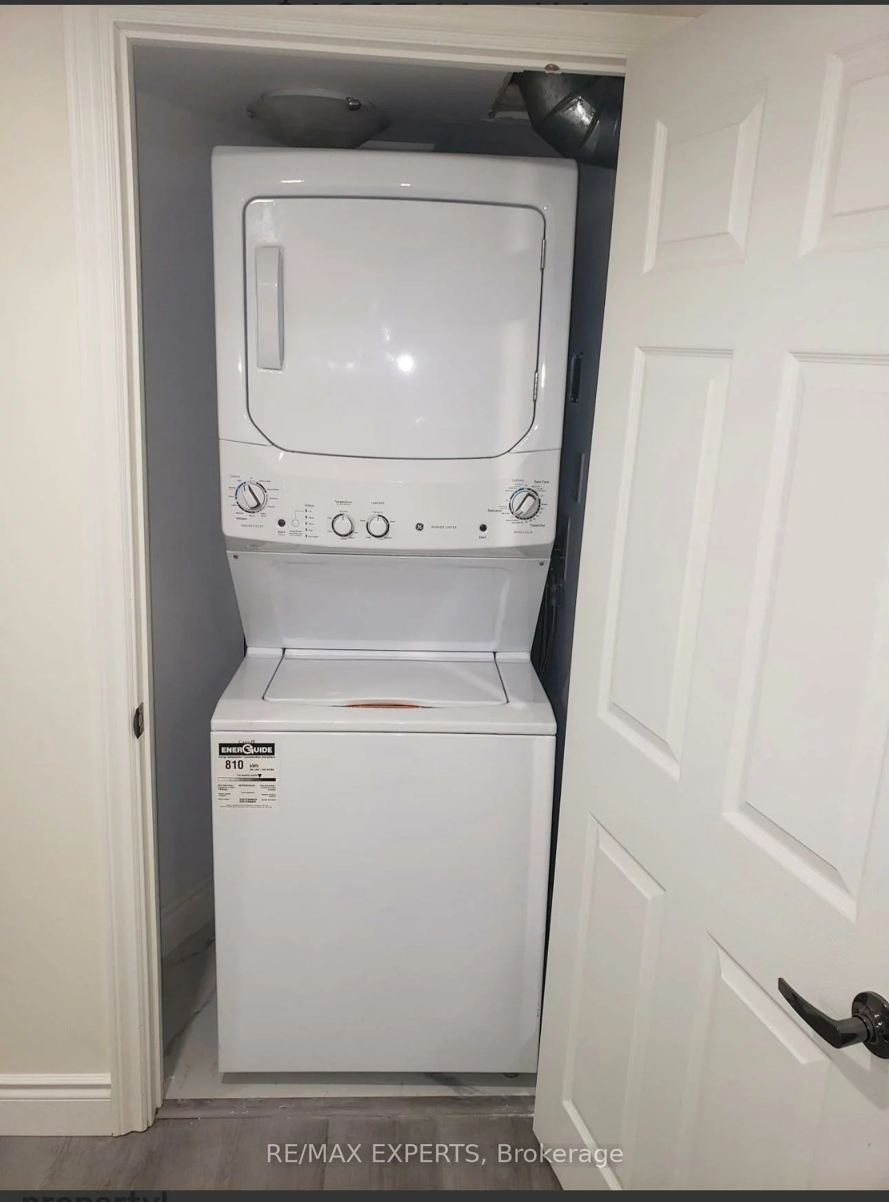 212, Velmar, East Woodbridge, Vaughan