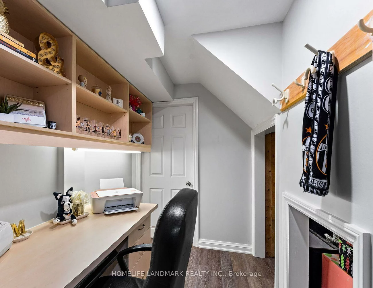 32, Presidential, East Woodbridge, Vaughan