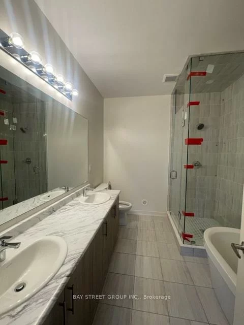 131, Farooq, Vellore Village, Vaughan
