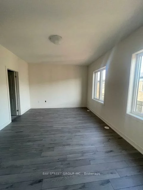 131, Farooq, Vellore Village, Vaughan