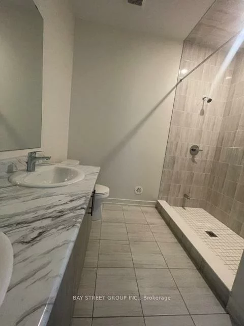 131, Farooq, Vellore Village, Vaughan