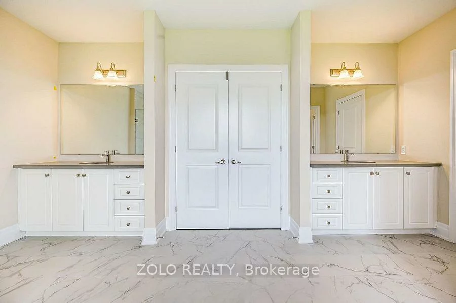 59, Enclave, Kleinburg, Vaughan