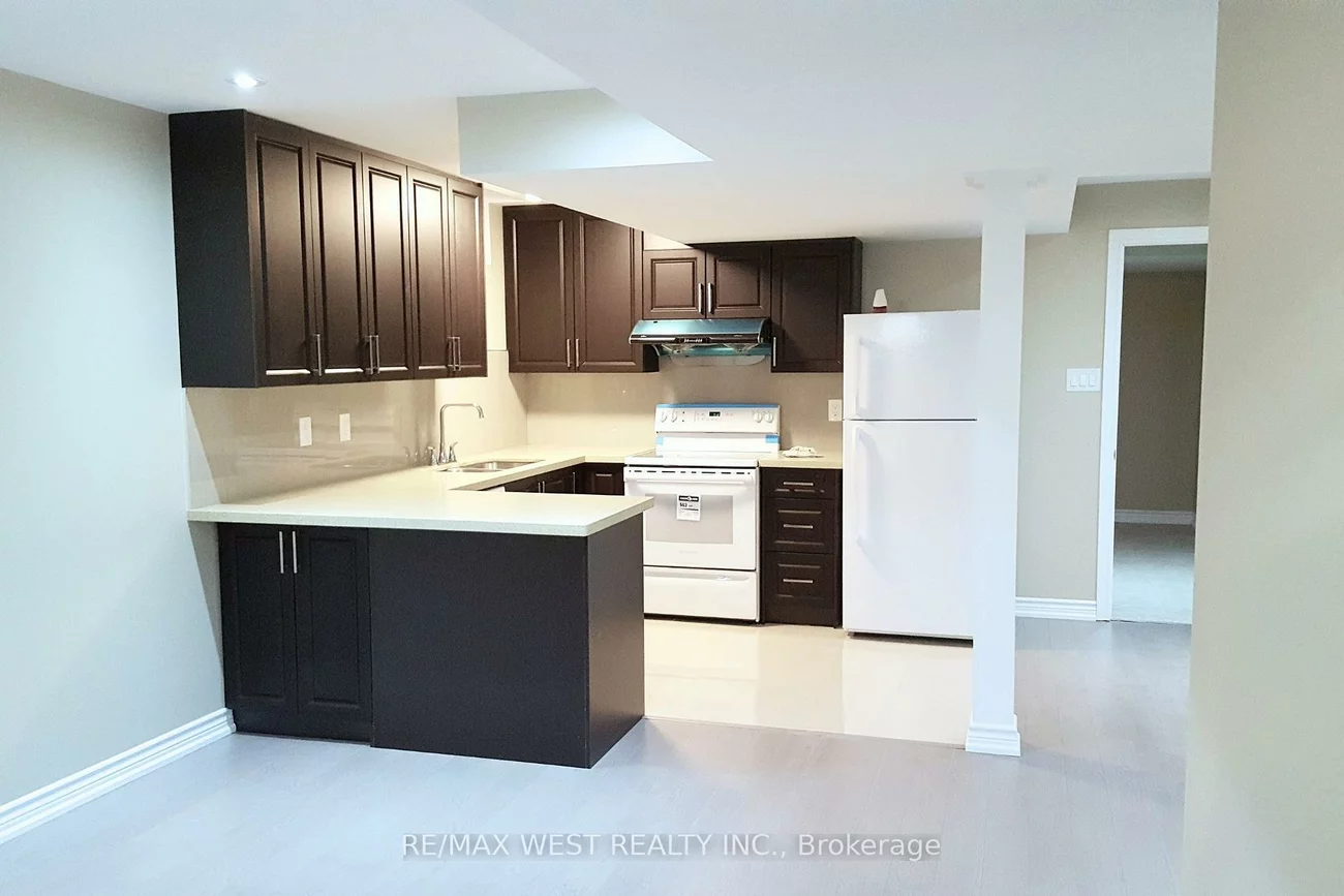 26, Corner Brook, Vellore Village, Vaughan