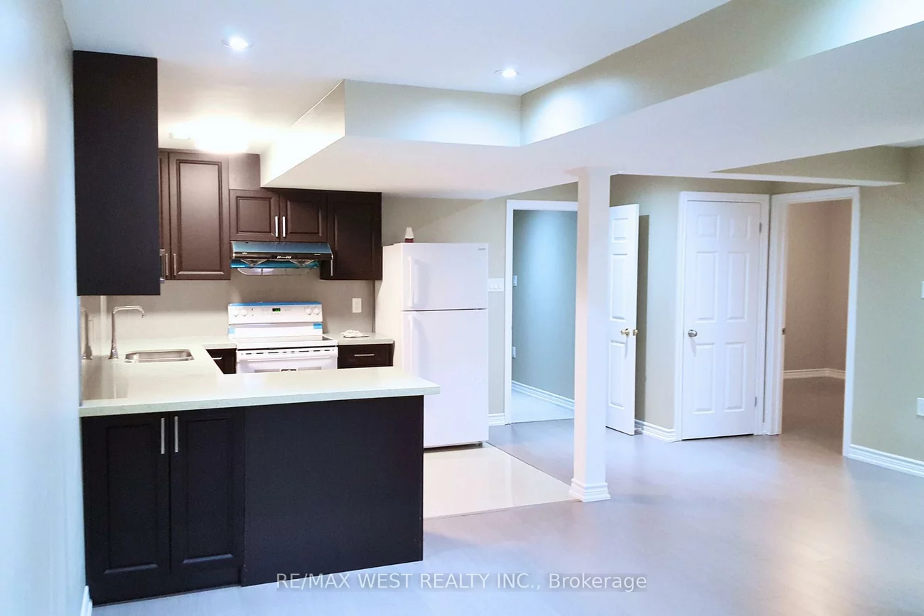 26, Corner Brook, Vellore Village, Vaughan