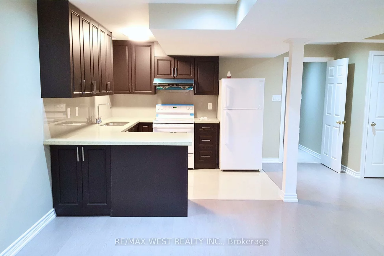 26, Corner Brook, Vellore Village, Vaughan