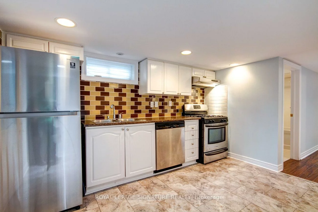 47, Hawman, West Woodbridge, Vaughan