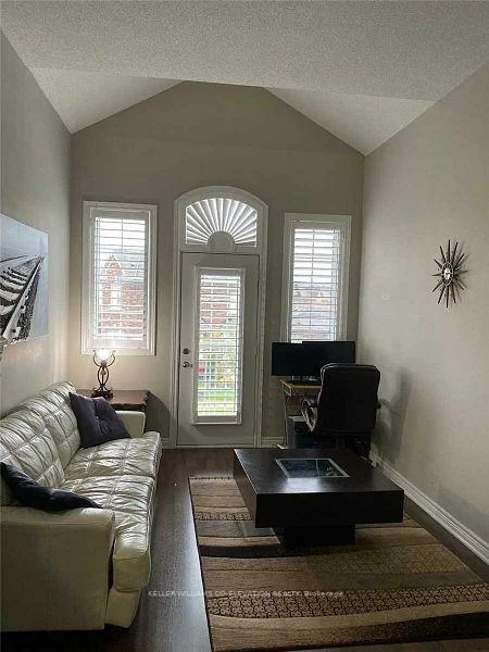 1, Dunedin, Kleinburg, Vaughan