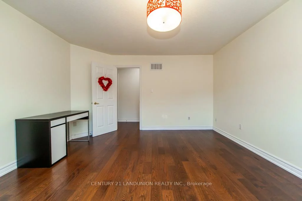 26, Arbourview, Concord, Vaughan