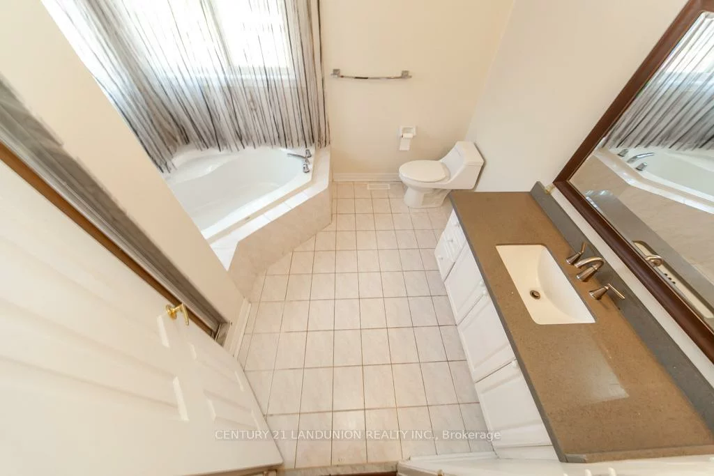 26, Arbourview, Concord, Vaughan