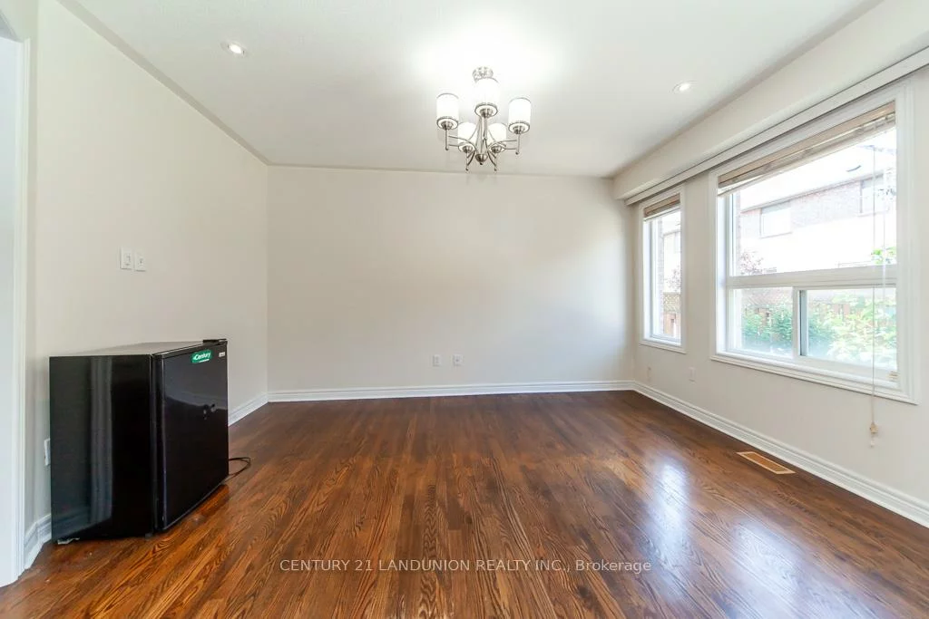 26, Arbourview, Concord, Vaughan