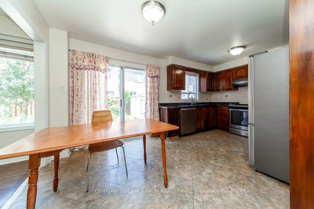 26, Arbourview, Concord, Vaughan