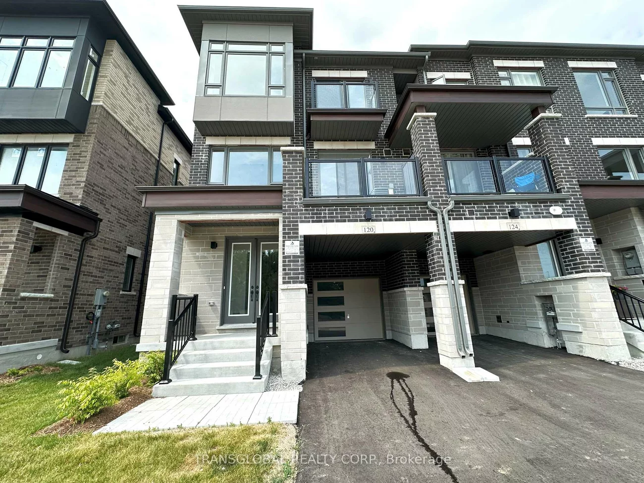 120, Thule, Vellore Village, Vaughan