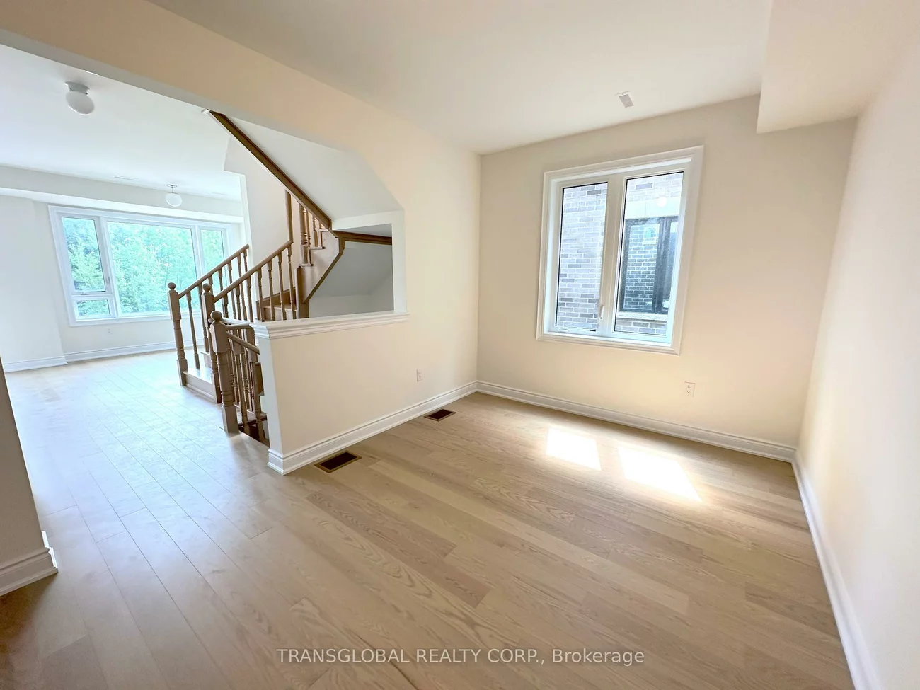 120, Thule, Vellore Village, Vaughan
