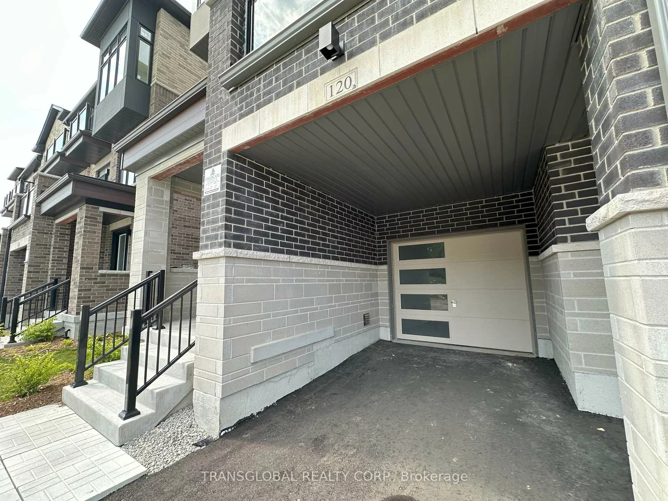 120, Thule, Vellore Village, Vaughan