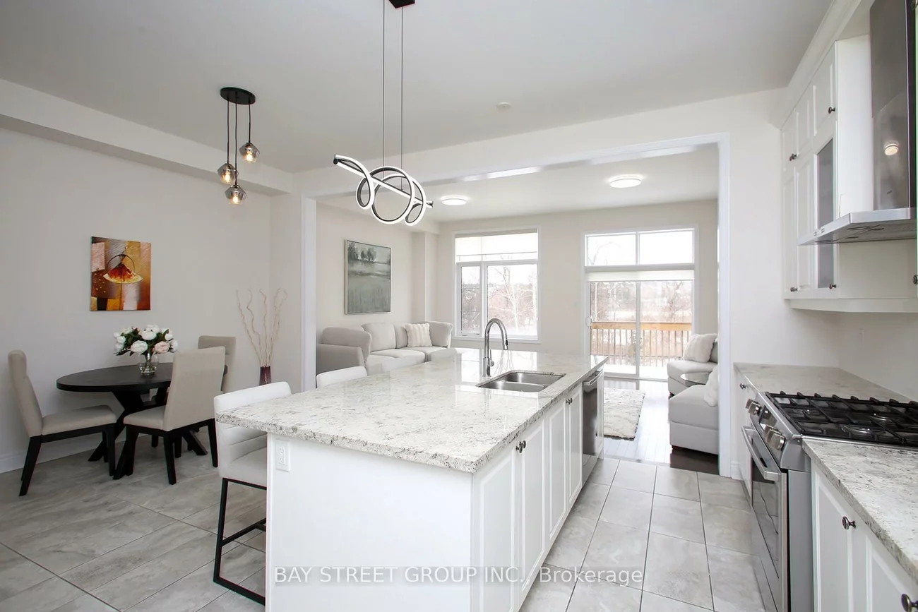 102, Carrville Woods, Patterson, Vaughan