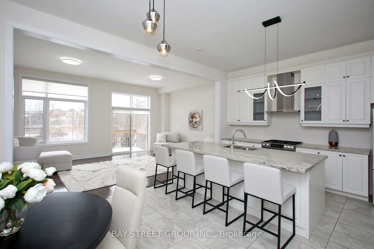 102, Carrville Woods, Patterson, Vaughan