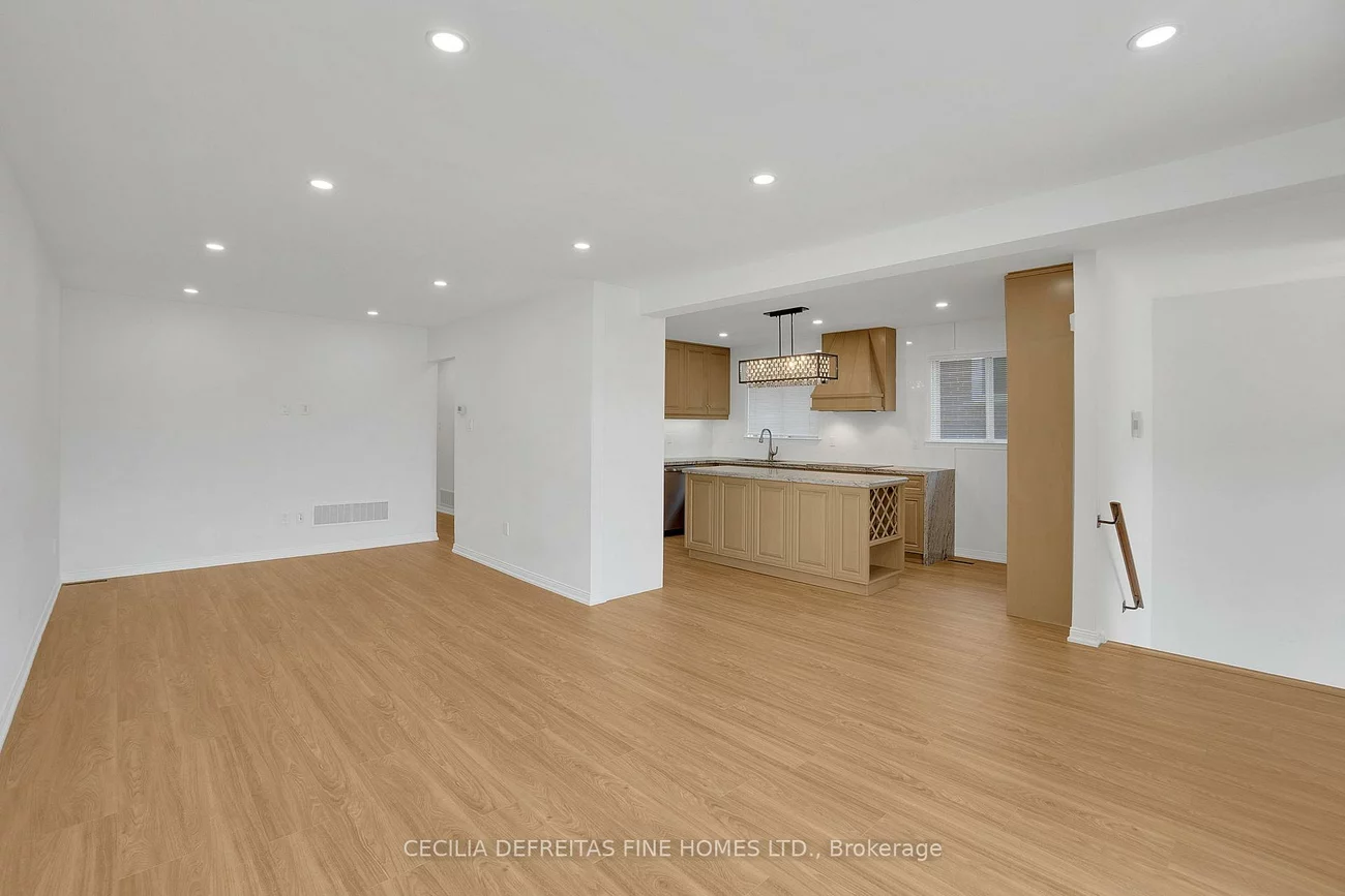 54, Ashburn, East Woodbridge, Vaughan