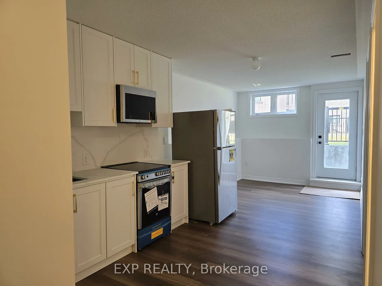 80, Singhampton, Kleinburg, Vaughan