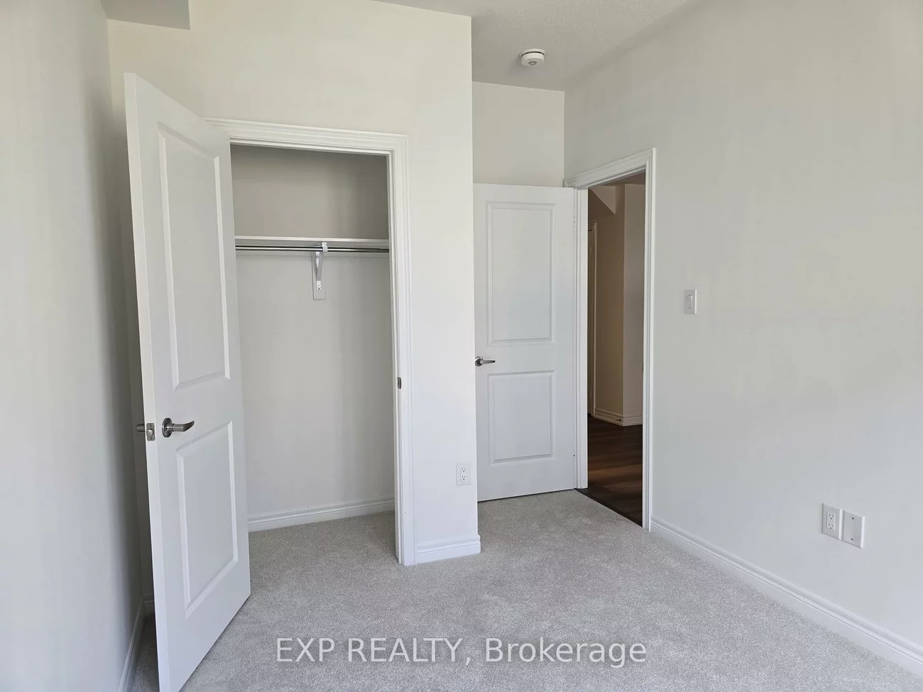 80, Singhampton, Kleinburg, Vaughan
